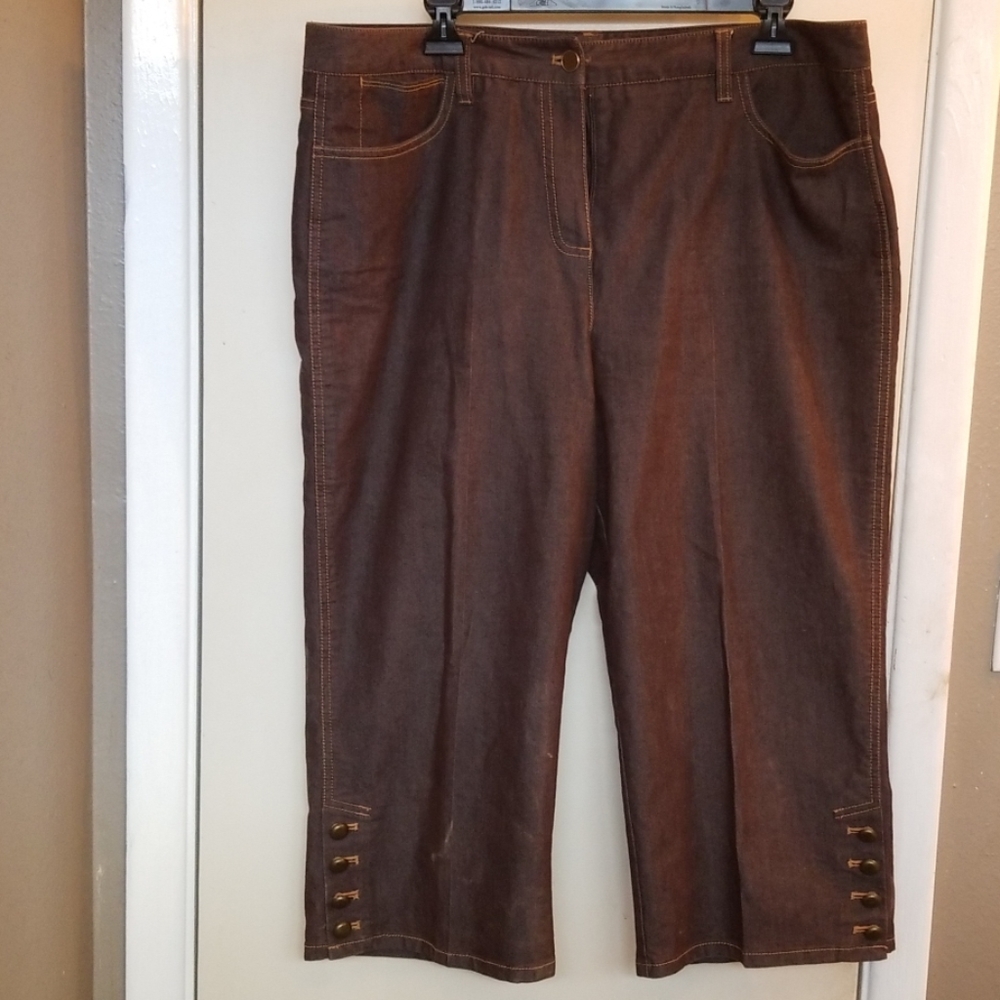 Womens capris pants